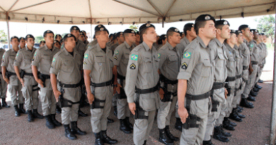 Caiado anuncia promoção de 3,6 mil praças da Polícia Militar